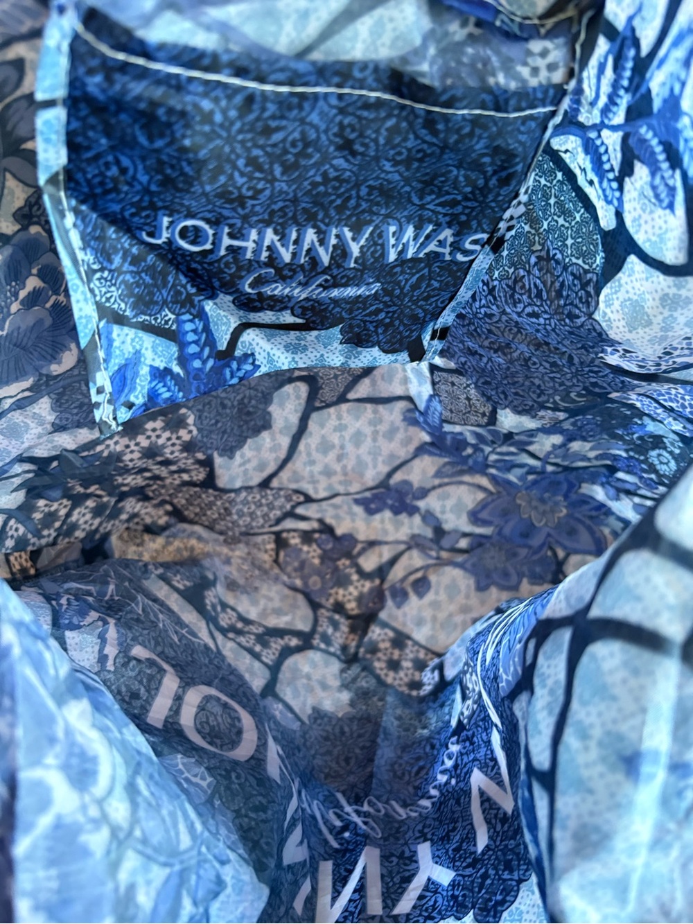 Johnny Was Blue Mosaic Print Tote Bag - Picture 5 of 5
